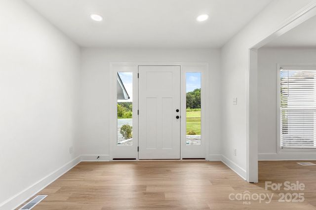 2800 Potter Road S, Waxhaw, NC 28173