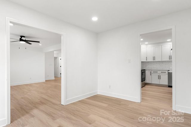 2800 Potter Road S, Waxhaw, NC 28173