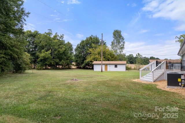 2800 Potter Road S, Waxhaw, NC 28173