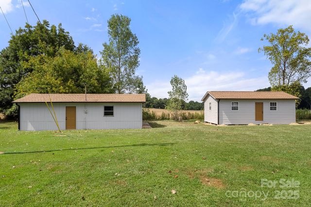 2800 Potter Road S, Waxhaw, NC 28173