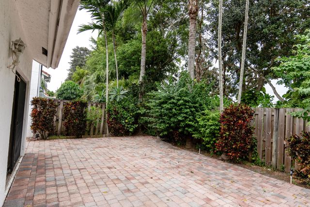 21712 Wapford Way, Boca Raton, FL 33486