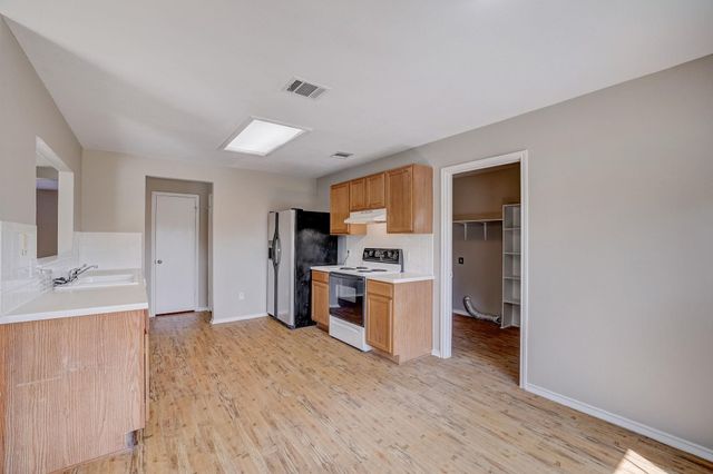 314 Bello DR, Leander, TX 78641