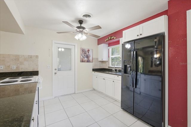 2101 W KYRA DRIVE, Tampa, FL 33612