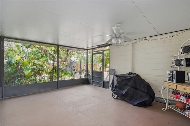 2101 W KYRA DRIVE, Tampa, FL 33612