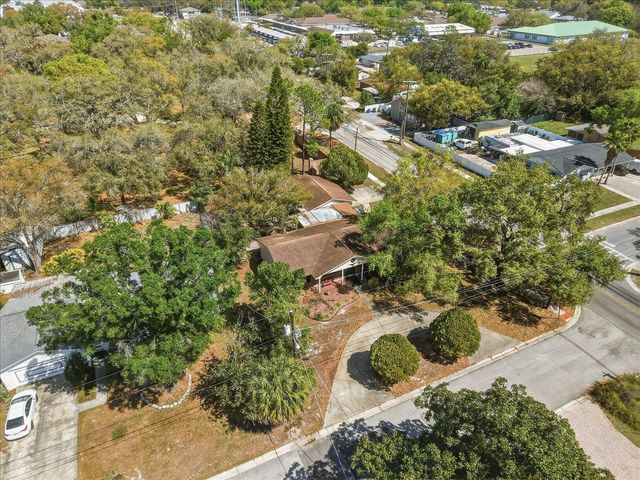 2101 W KYRA DRIVE, Tampa, FL 33612