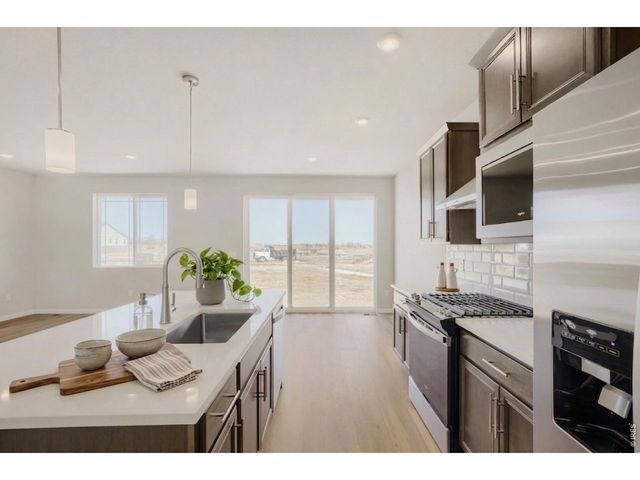 246 Sugar Beet Ln, Berthoud, CO 80513