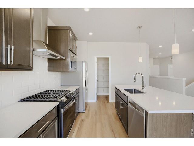 246 Sugar Beet Ln, Berthoud, CO 80513