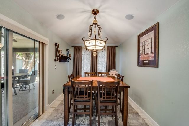 6708 Olivewood Drive, Arlington, TX 76001