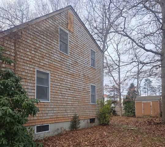 664 Norman, Fall River, MA 02721