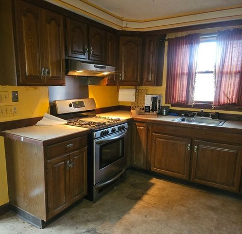 664 Norman, Fall River, MA 02721