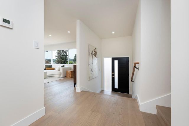 351 Rolling Hills Avenue, San Mateo, CA 94403