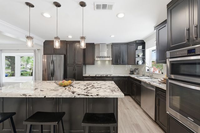 1929 NW 90th Lane, Coral Springs, FL 33071