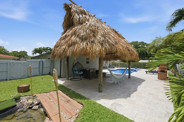 1929 NW 90th Lane, Coral Springs, FL 33071