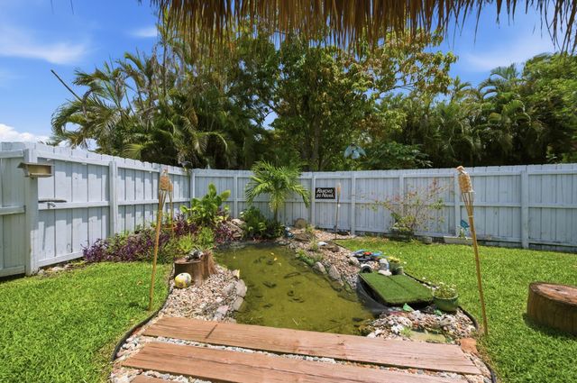 1929 NW 90th Lane, Coral Springs, FL 33071
