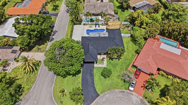 1929 NW 90th Lane, Coral Springs, FL 33071