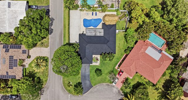 1929 NW 90th Lane, Coral Springs, FL 33071