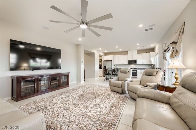 409 Winter Dove Avenue, Henderson, NV 89011