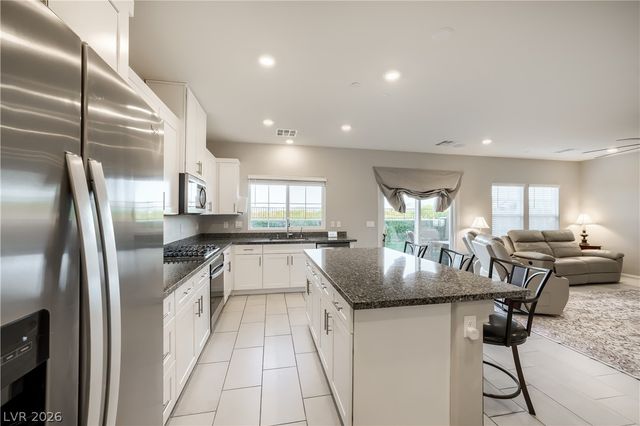 409 Winter Dove Avenue, Henderson, NV 89011