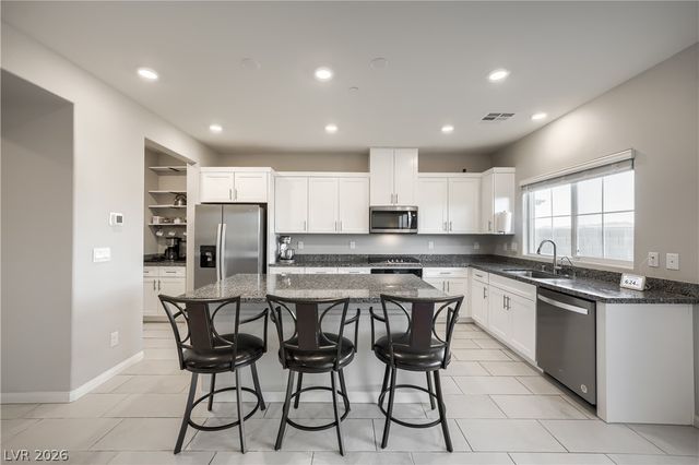 409 Winter Dove Avenue, Henderson, NV 89011
