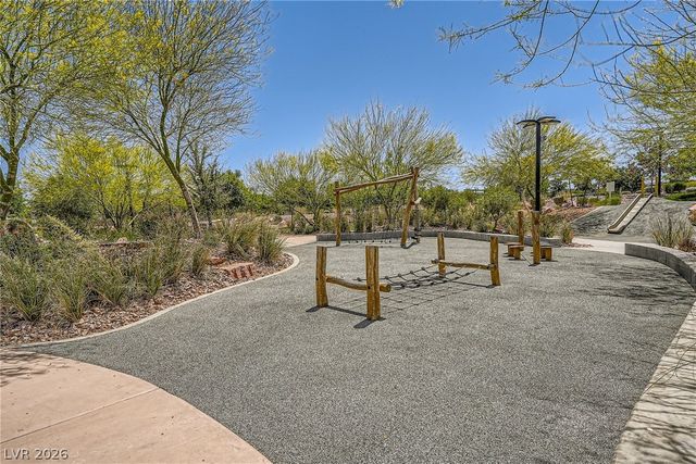 409 Winter Dove Avenue, Henderson, NV 89011