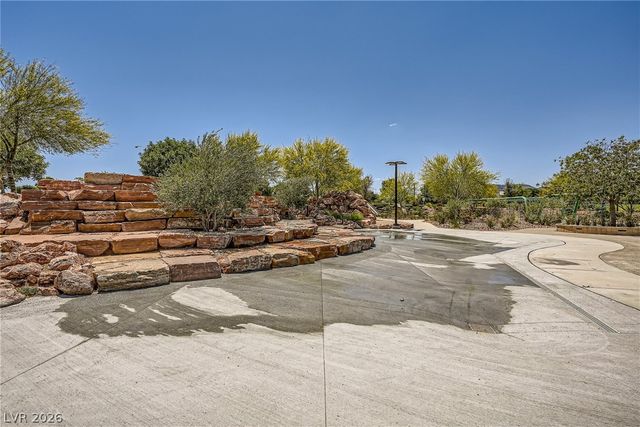 409 Winter Dove Avenue, Henderson, NV 89011