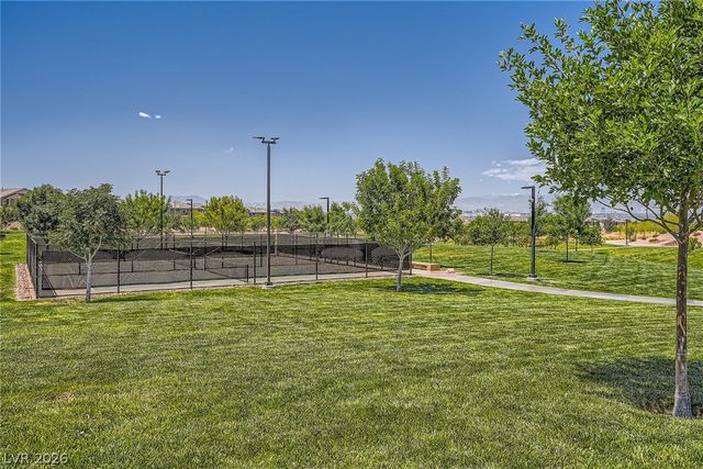 409 Winter Dove Avenue, Henderson, NV 89011