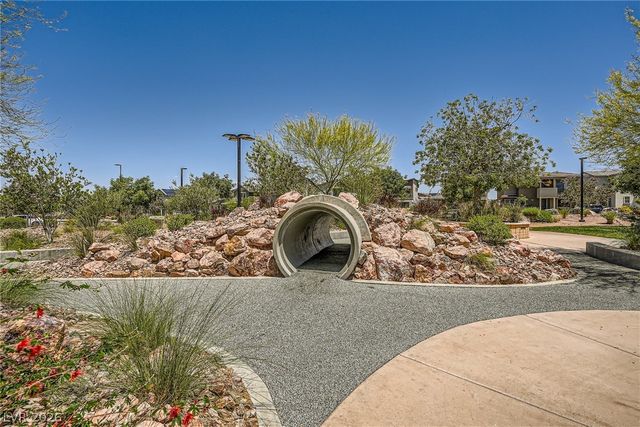 409 Winter Dove Avenue, Henderson, NV 89011