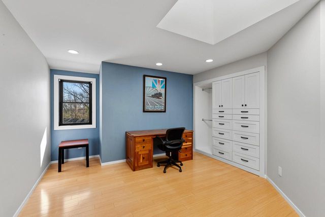 921 Tuscola LANE, West Bend, WI 53095