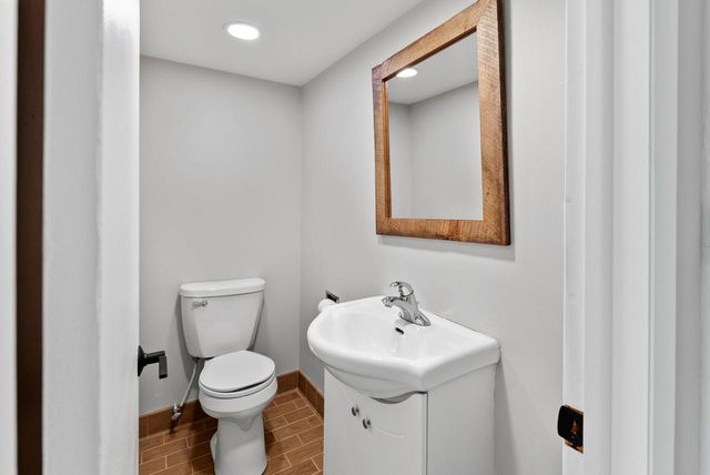 921 Tuscola LANE, West Bend, WI 53095