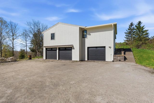 921 Tuscola LANE, West Bend, WI 53095