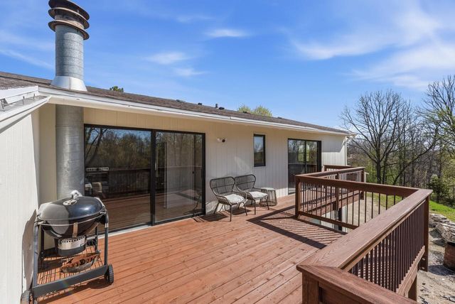921 Tuscola LANE, West Bend, WI 53095