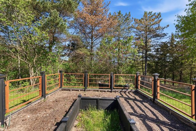 921 Tuscola LANE, West Bend, WI 53095
