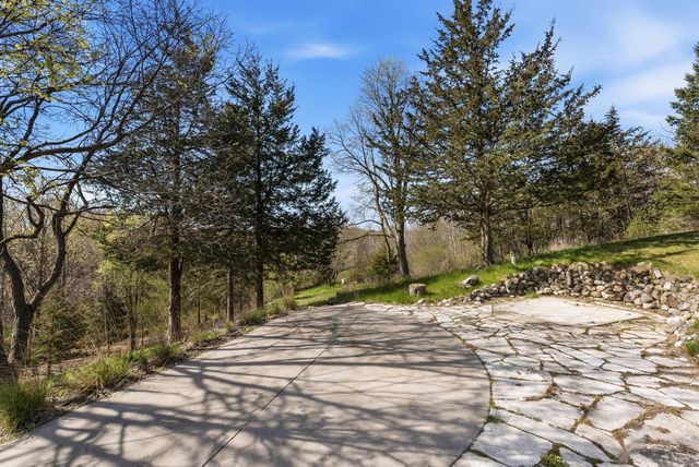 921 Tuscola LANE, West Bend, WI 53095