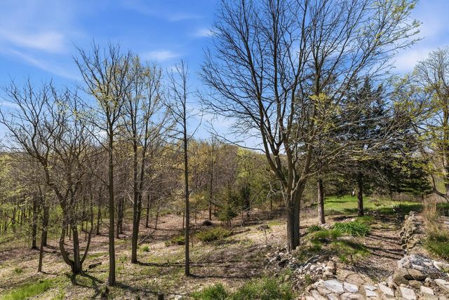 921 Tuscola LANE, West Bend, WI 53095