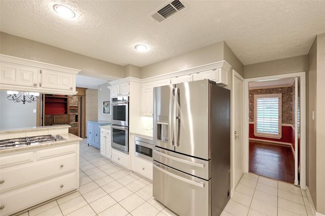 206 Virginia Lane, Conroe, TX 77304