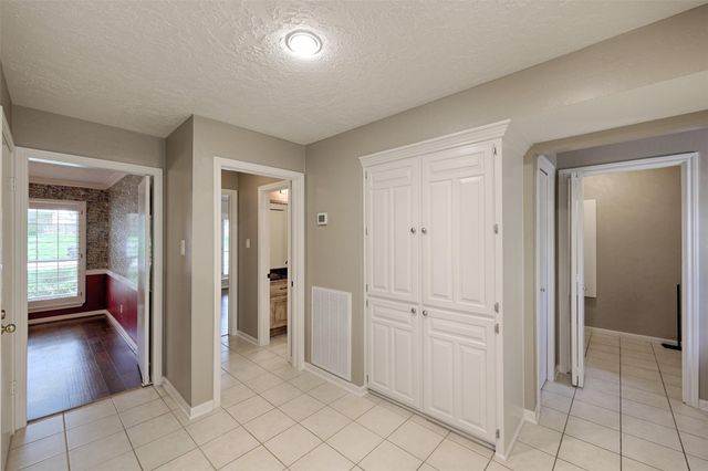 206 Virginia Lane, Conroe, TX 77304