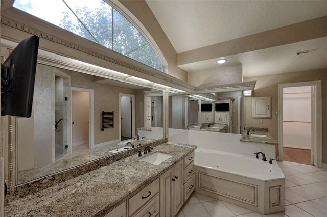 206 Virginia Lane, Conroe, TX 77304