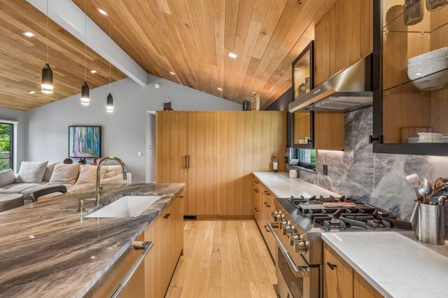 6001 Sedberry Rd, Nashville, TN 37205