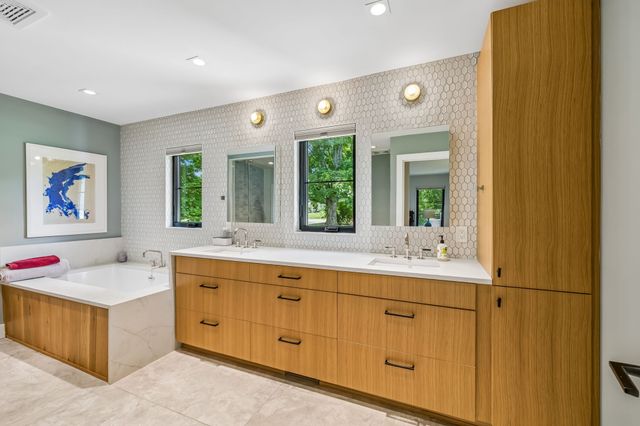 6001 Sedberry Rd, Nashville, TN 37205