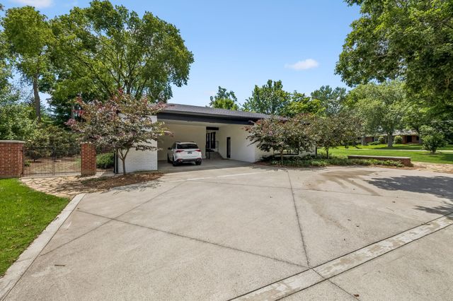 6001 Sedberry Rd, Nashville, TN 37205