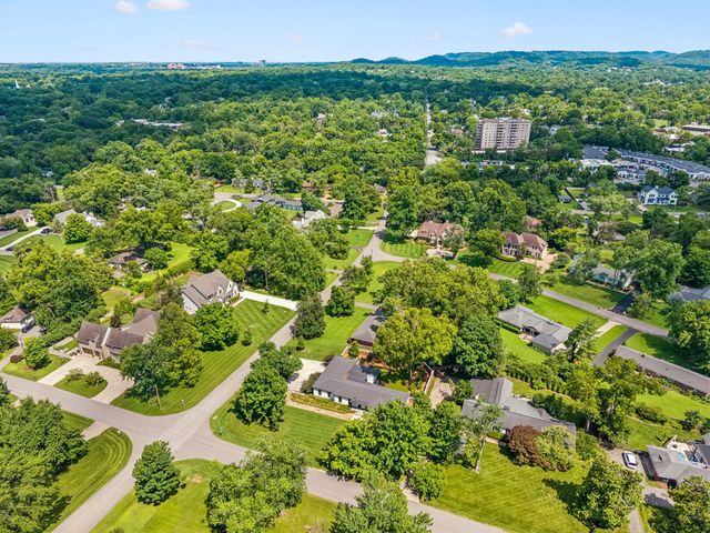 6001 Sedberry Rd, Nashville, TN 37205