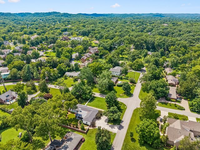 6001 Sedberry Rd, Nashville, TN 37205