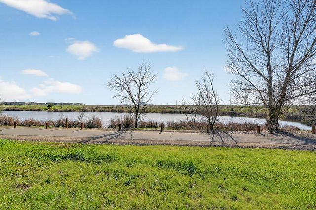 1214 Forebridge Ln, Lincoln, CA 95648