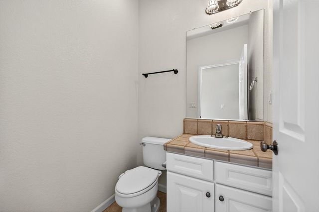 1214 Forebridge Ln, Lincoln, CA 95648