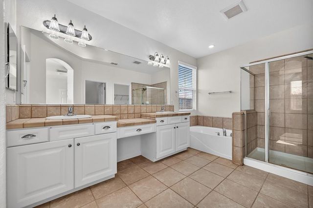 1214 Forebridge Ln, Lincoln, CA 95648