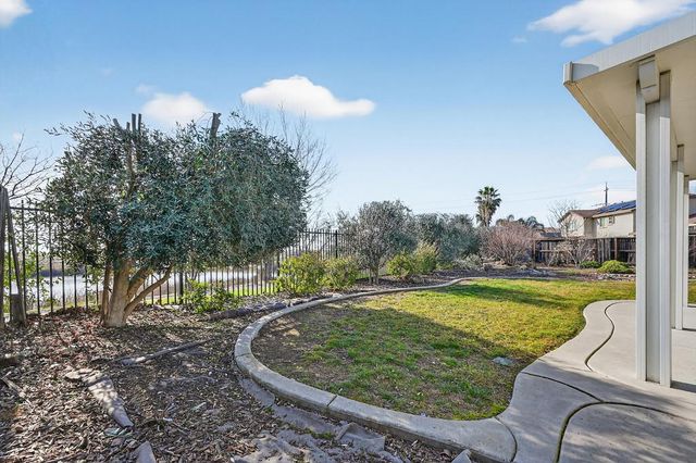 1214 Forebridge Ln, Lincoln, CA 95648