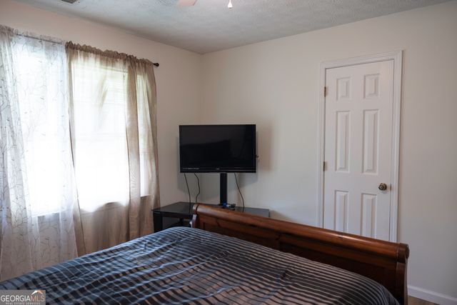 4311 SE Derbyshire Trace SE, Conyers, GA 30094