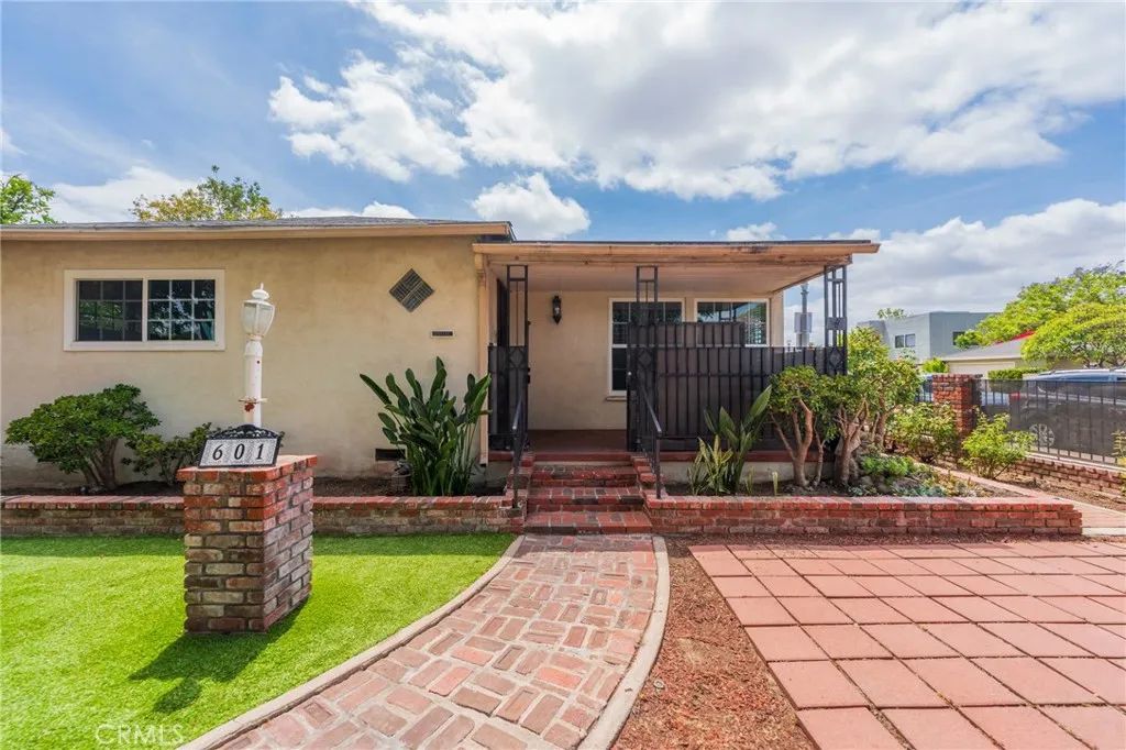 601 S Helena, Anaheim, CA 92805