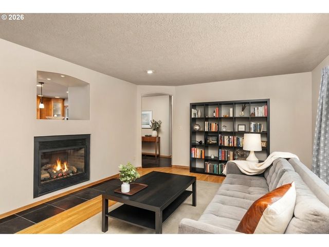 3005 Sw 113TH Ave, Beaverton, OR 97005