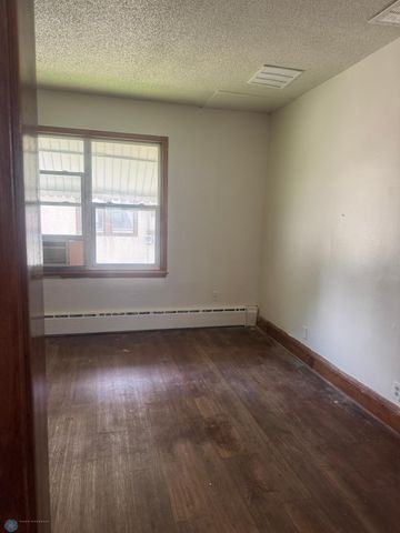 1109 10th Street N, Fargo, ND 58102